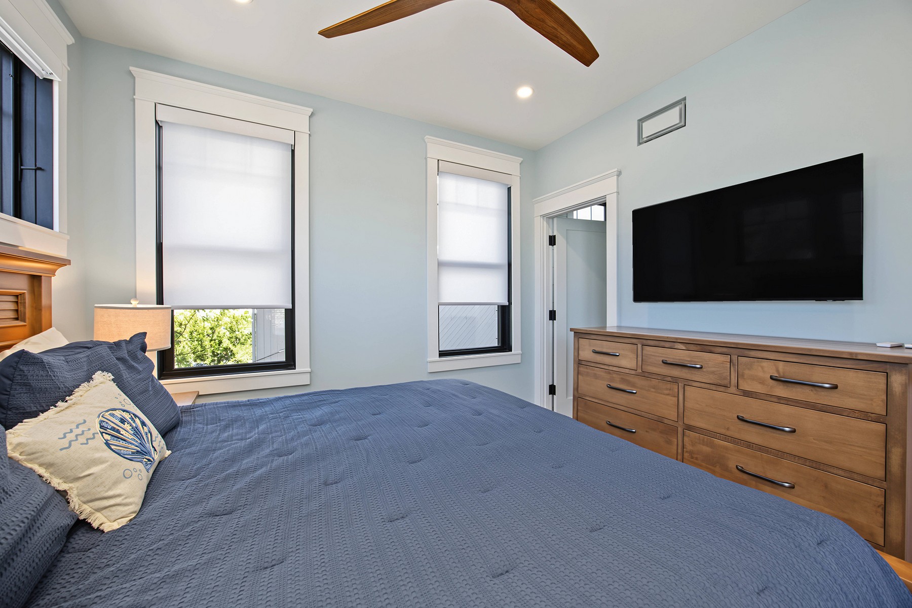  2904 Wesley Avenue Unit 1 - 物件實景