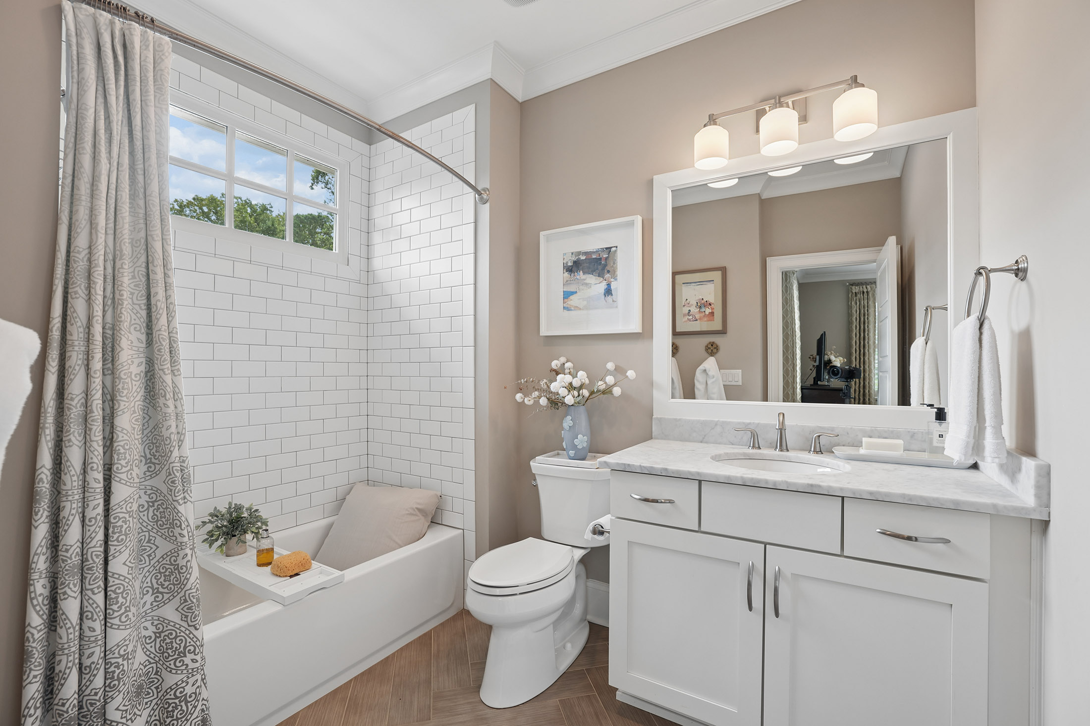 Classic Craftsman Style with a Modern Take in the Heart of Brookhaven - 物件實景
