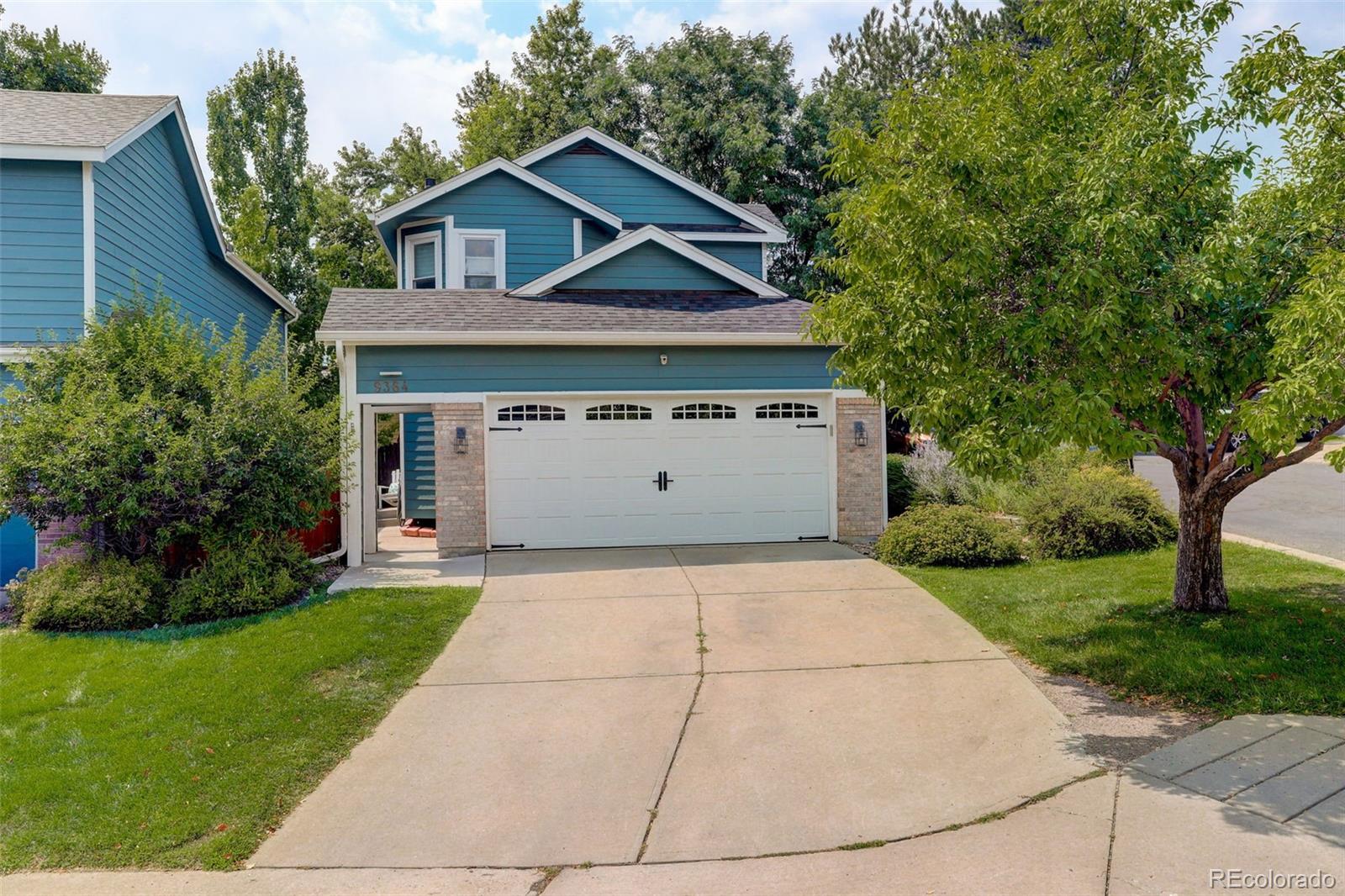 Littleton, Colorado, 80123, United States, 3 Bedrooms Bedrooms, ,3 BathroomsBathrooms,Residential,For Sale,1918351