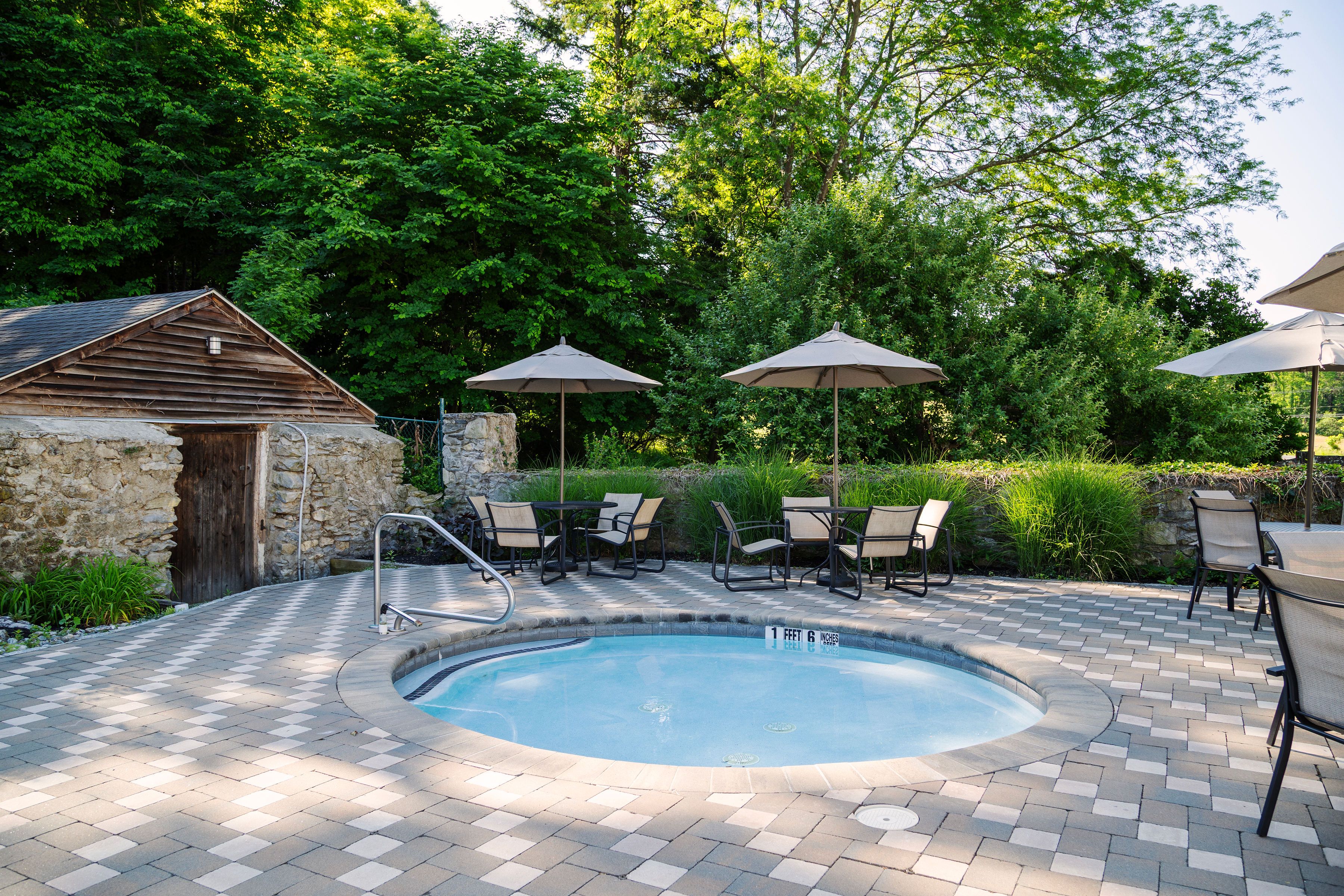  5 Equestrian Way, Poughquag, NY, 12570 - 物件實景