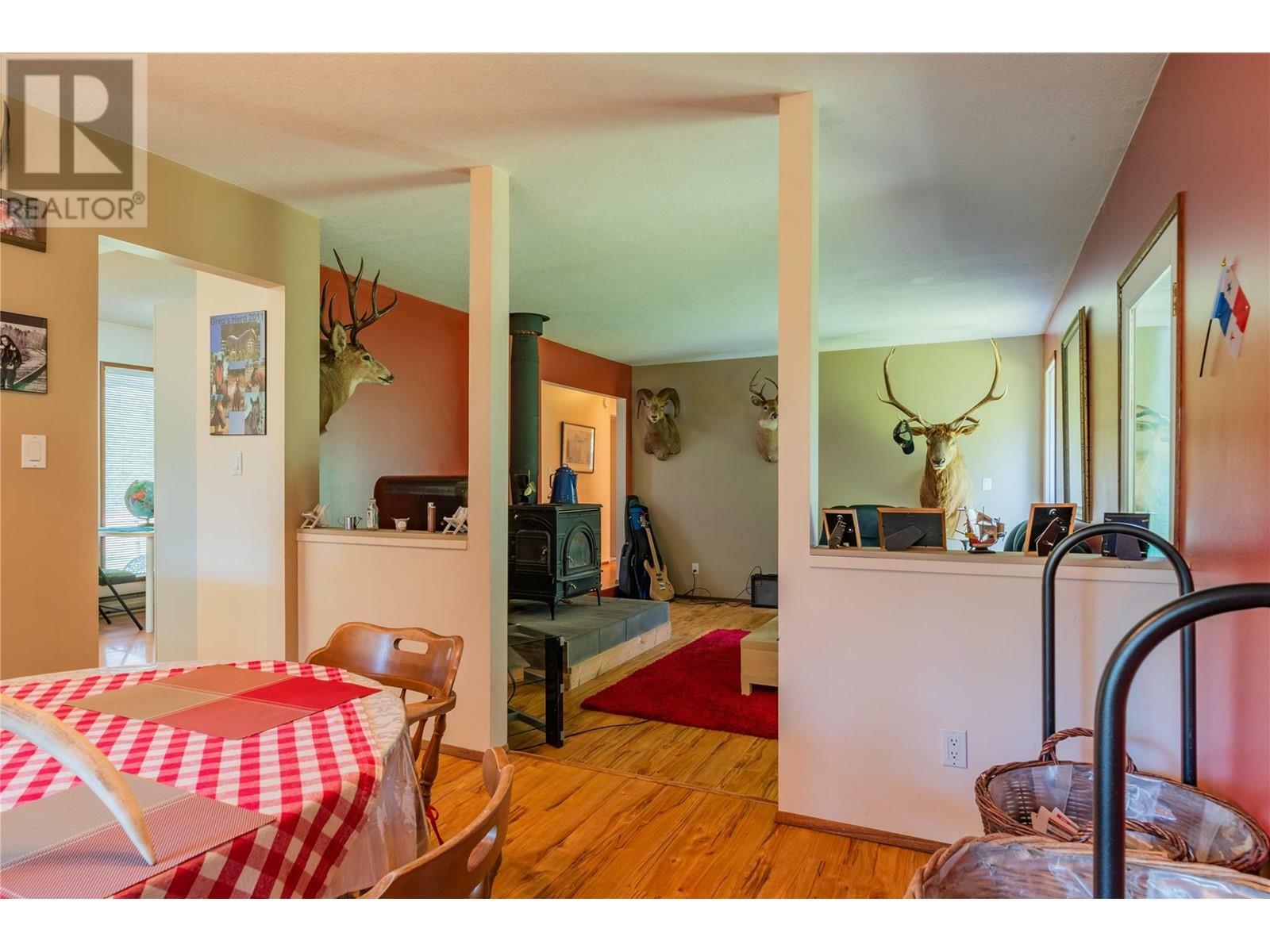 WINLAW, British Columbia, V0G 2J0, CA, 3 Bedrooms Bedrooms, ,2 BathroomsBathrooms,Residential,For Sale,1839031