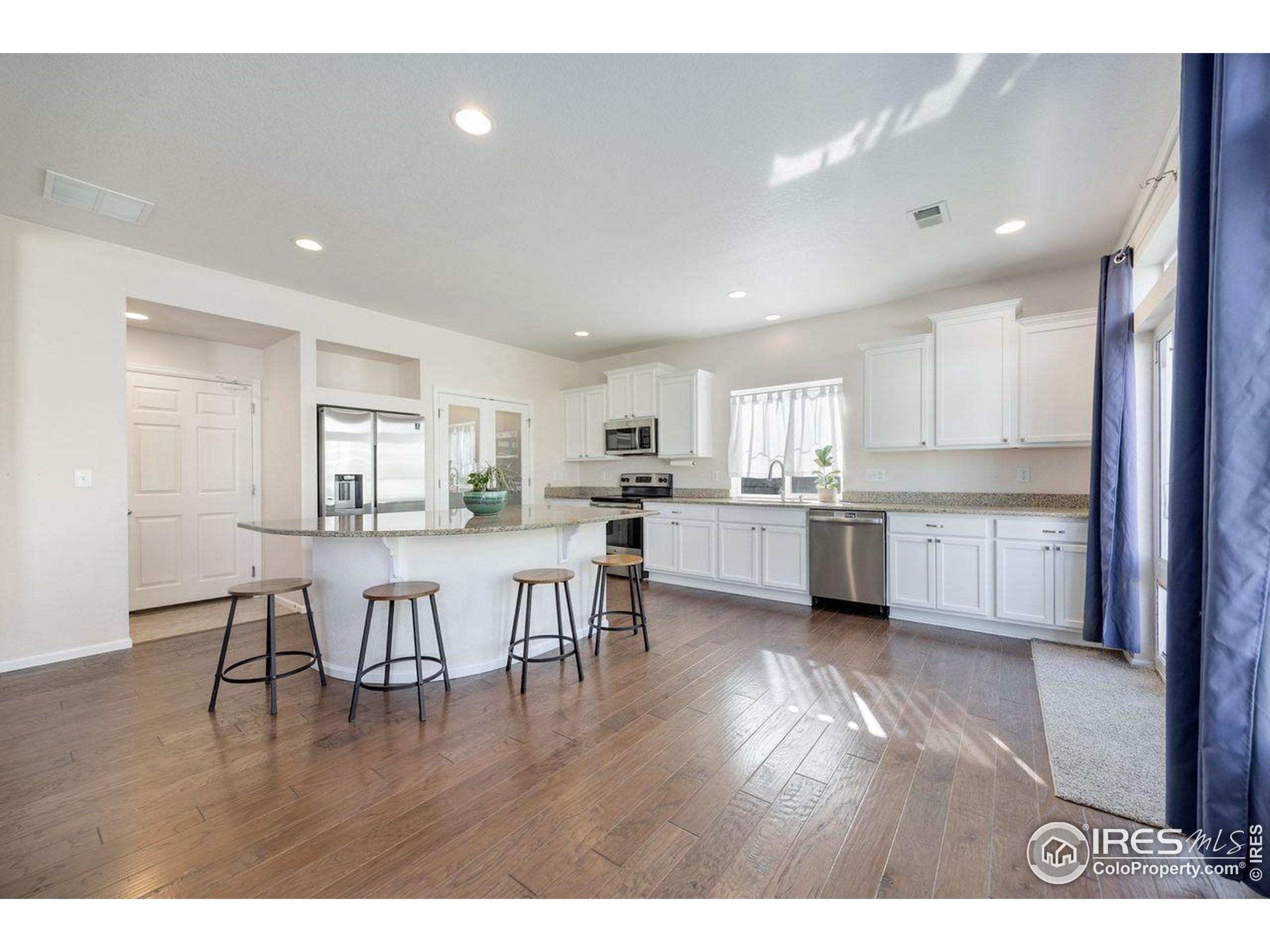 Johnstown, Colorado, 80534, United States, 3 Bedrooms Bedrooms, ,3 BathroomsBathrooms,Residential,For Sale,1970661