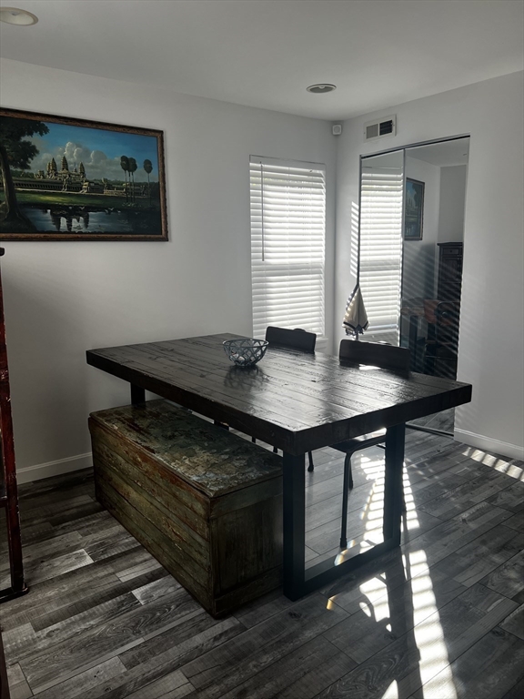 Lynn, Massachusetts, 01905, United States, 2 Bedrooms Bedrooms, ,2 BathroomsBathrooms,Residential,For Sale,1972732