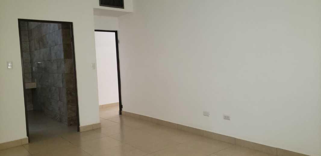 CERRADA DE LA INDIA, Torreón, Coahuila de Zaragoza, 27400, Mexico, 3 Bedrooms Bedrooms, ,3 BathroomsBathrooms,Residential,For Sale,CERRADA DE LA INDIA,1233740