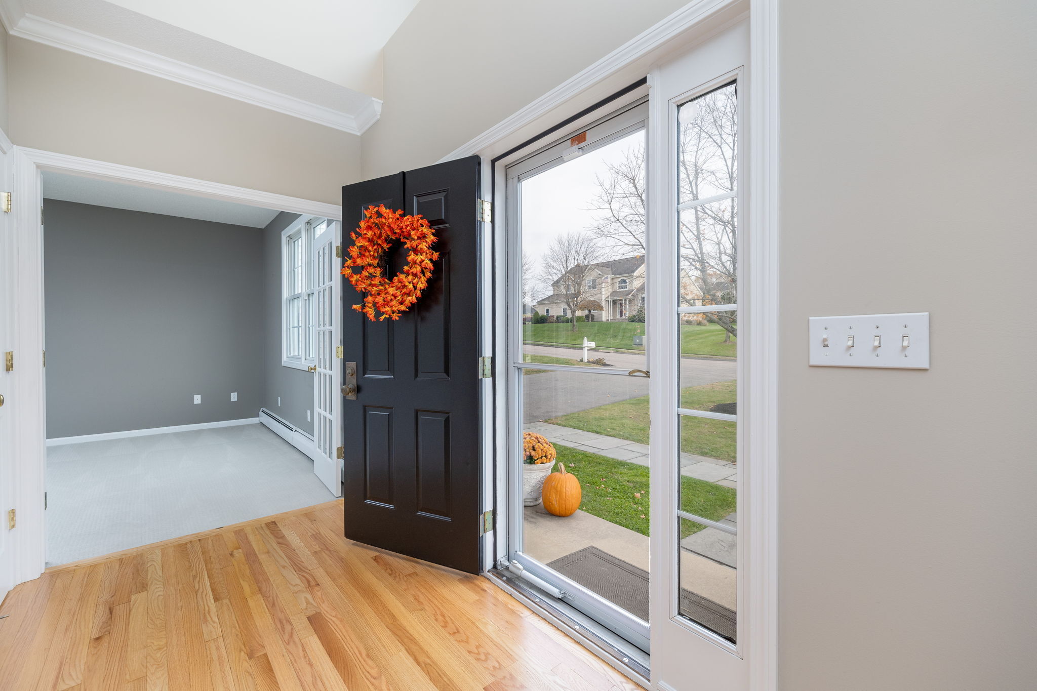 Rocky Hill, Connecticut, 06067, United States, 4 Bedrooms Bedrooms, ,3 BathroomsBathrooms,Residential,For Sale,1991962