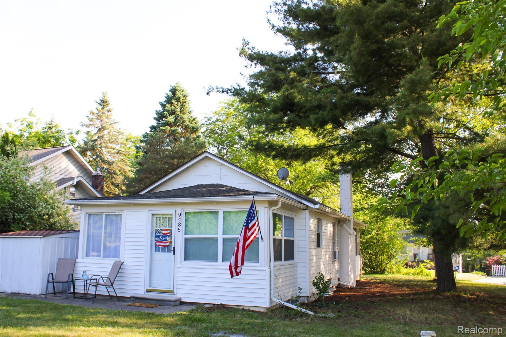 Portage Lake Ave, Pinckney, MI 48169 #1