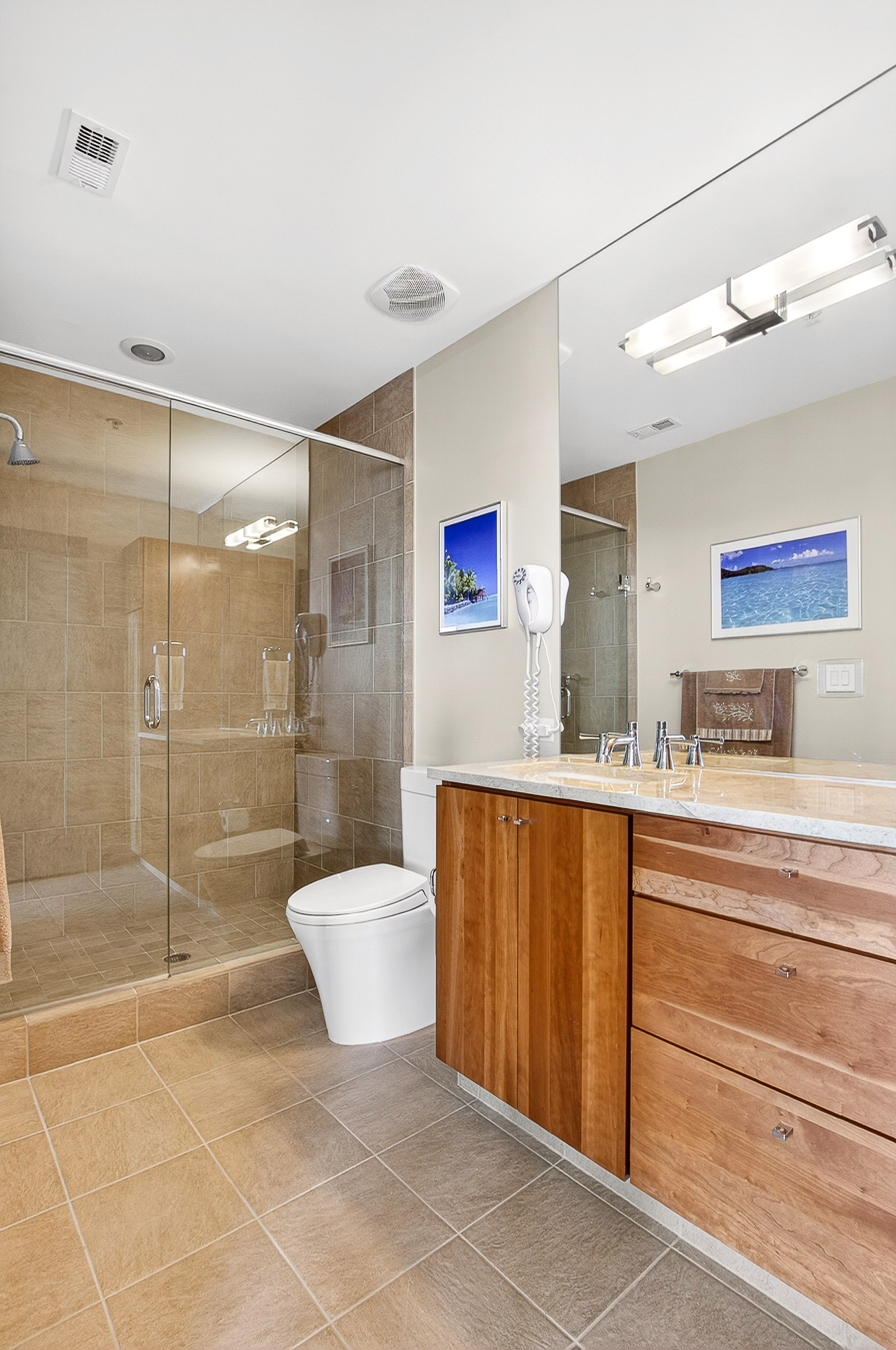  Immaculate Two Bedroom with Dedicated Office/Den at Sought-after Terminus - 物件實景