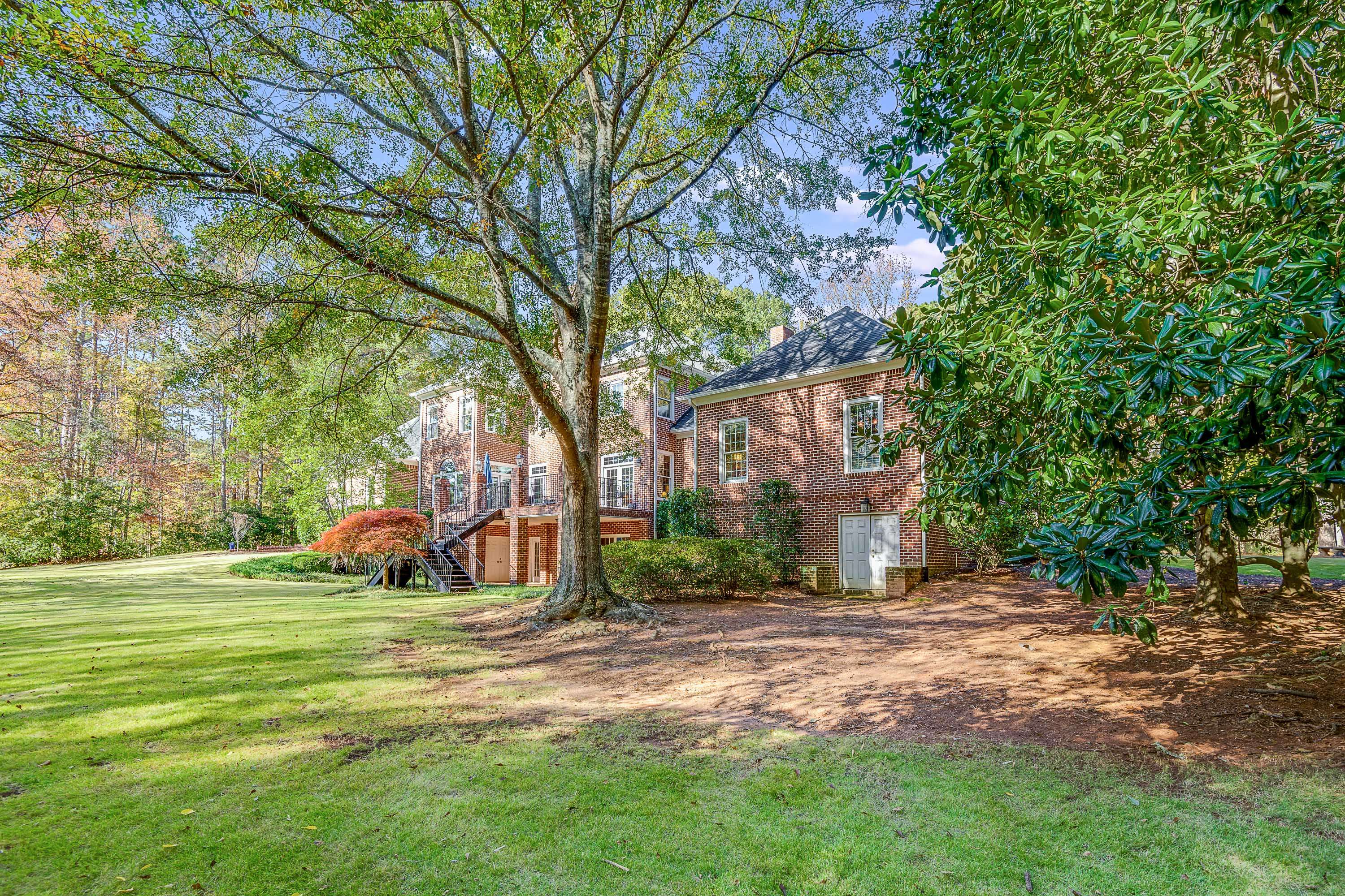  Elegant Georgian Estate on the Golf Course in White Oak Country Club - 物件實景