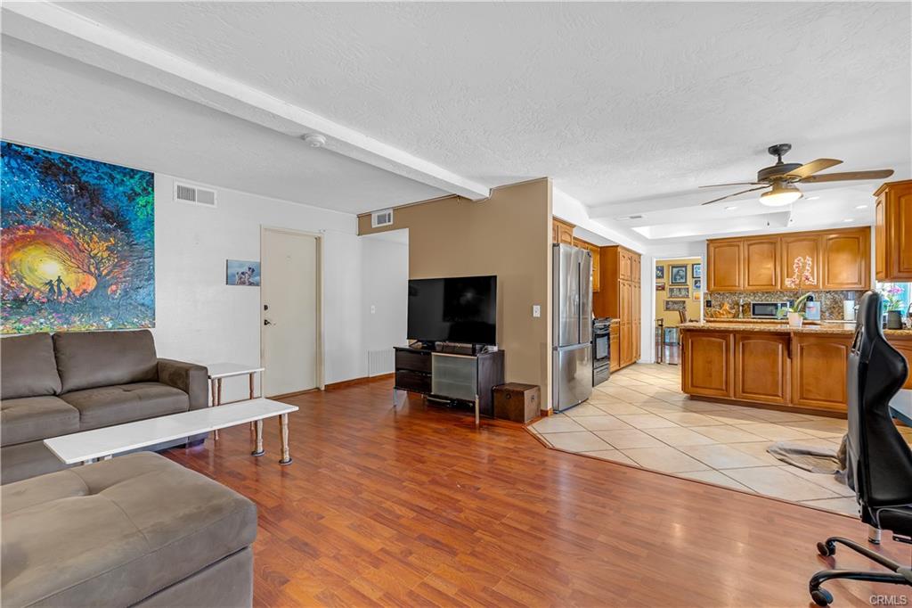 Claremont, California, 91711, United States, 4 Bedrooms Bedrooms, ,2 BathroomsBathrooms,Residential,For Sale,1975590