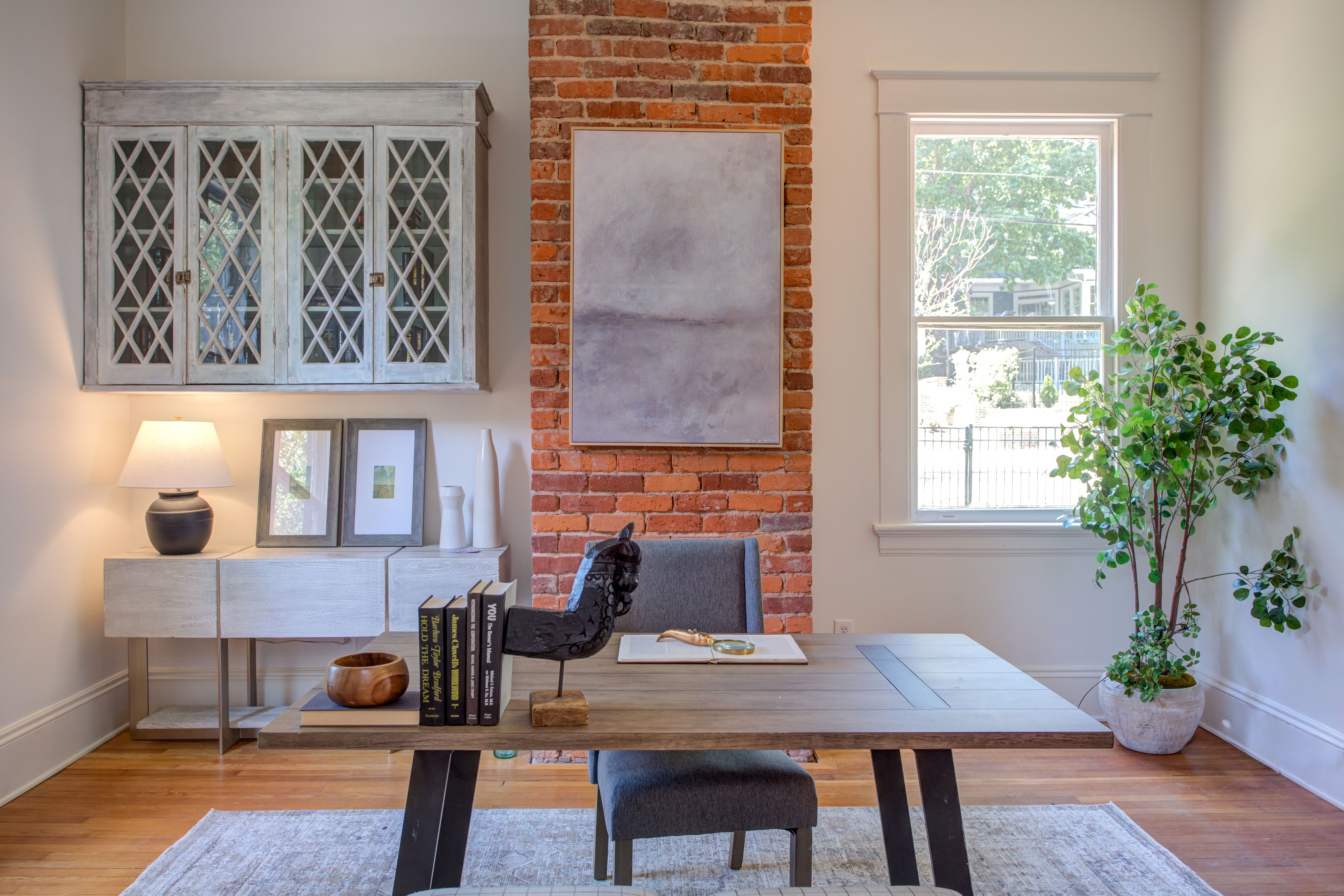  127 Forest Road, Raleigh, NC, 27605 - 物件實景