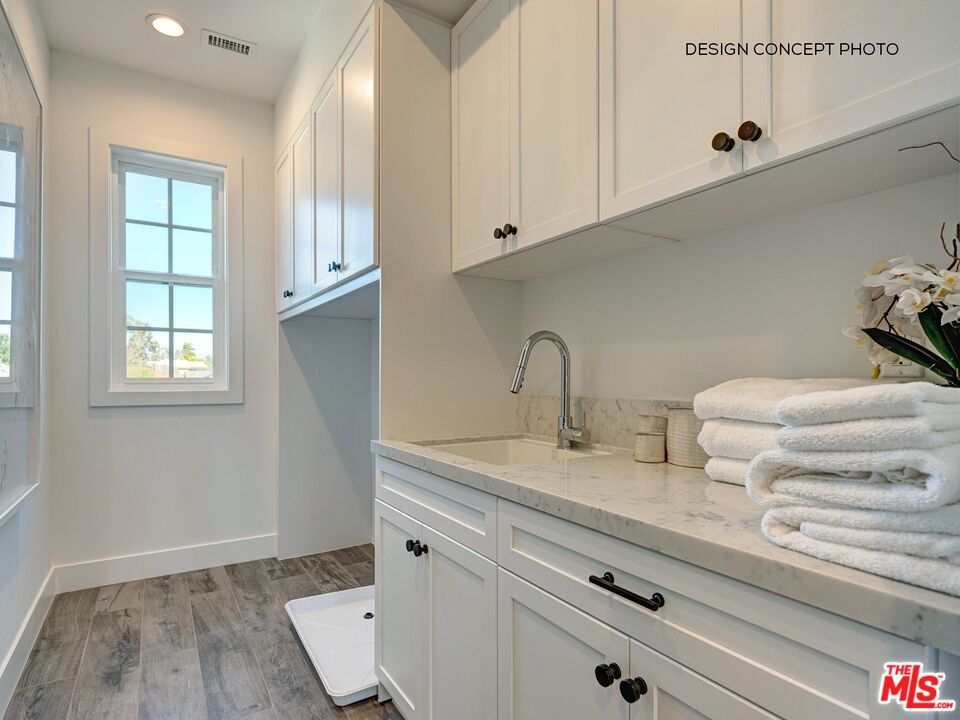 1270 S Bedford Dr, Los Angeles, California, 90035, United States, 4 Bedrooms Bedrooms, ,5 BathroomsBathrooms,Residential,For Sale,1270 S Bedford Dr,1663845