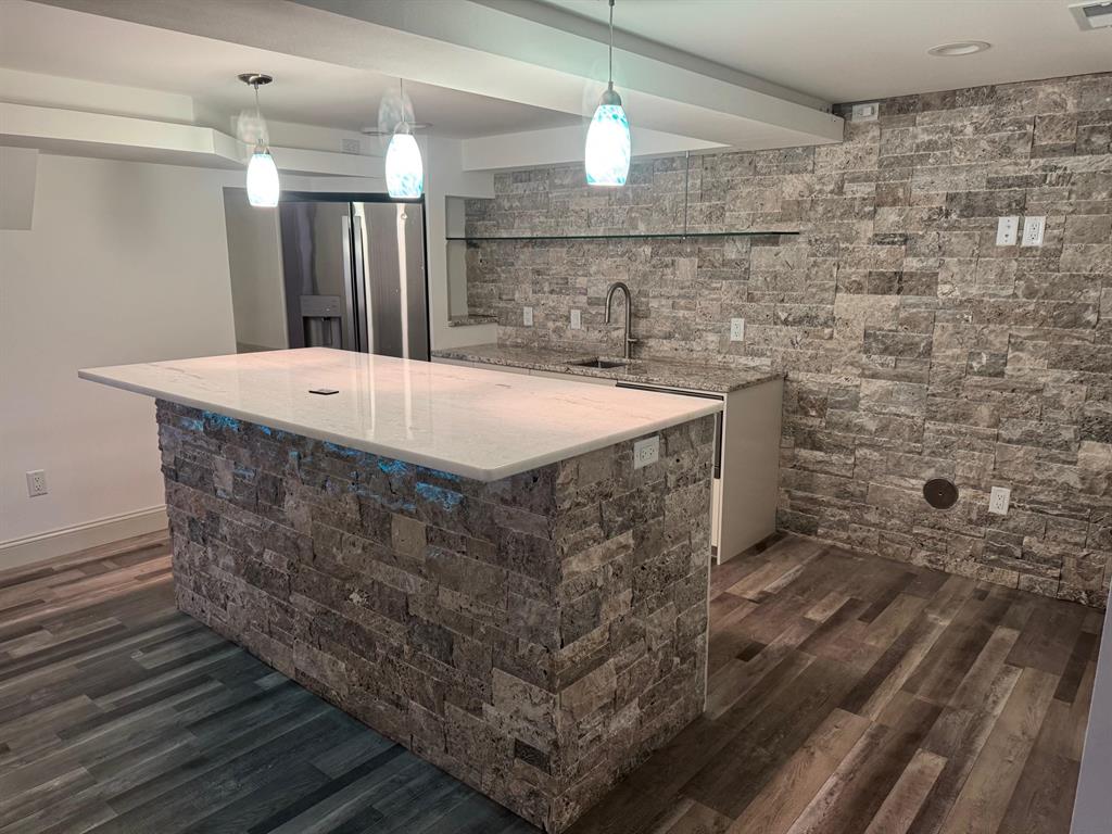 Madison, Wisconsin, 53704, United States, 4 Bedrooms Bedrooms, ,5 BathroomsBathrooms,Residential,For Sale,1973906