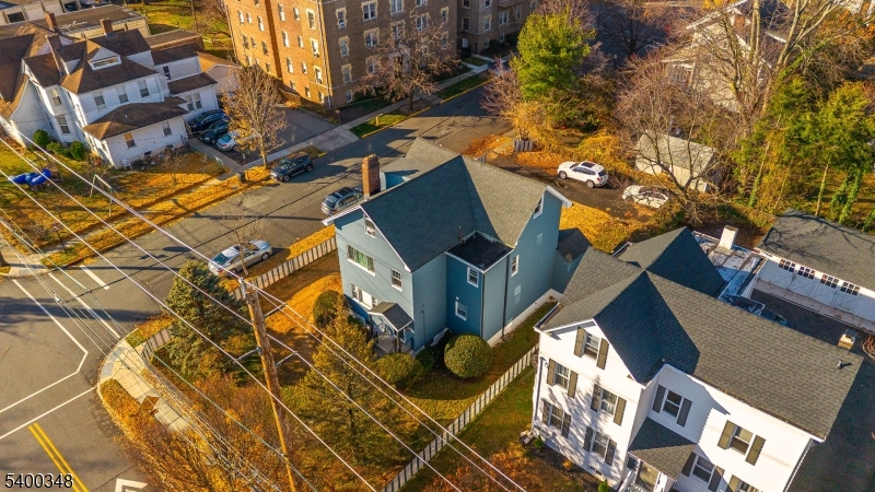 Bloomfield Twp., New Jersey, 07003, United States, 6 Bedrooms Bedrooms, ,3 BathroomsBathrooms,Residential,For Sale,2003277