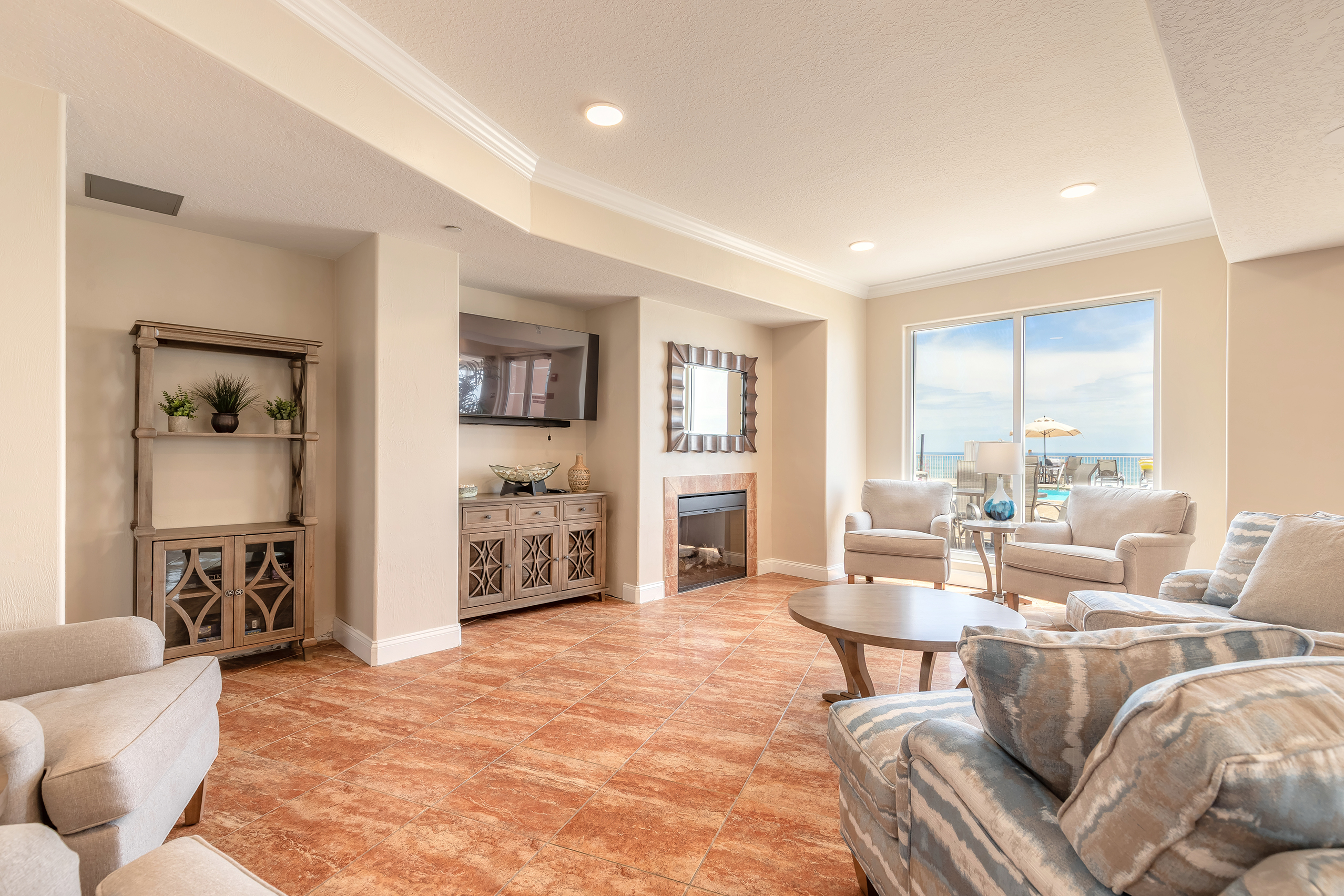 Daytona Beach, Florida, 32118, United States, 3 Bedrooms Bedrooms, ,3 BathroomsBathrooms,Residential,For Sale,1887964