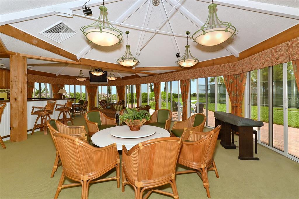 Longboat Key, Florida, 34228, United States, 2 Bedrooms Bedrooms, ,2 BathroomsBathrooms,Residential,For Sale,1989062