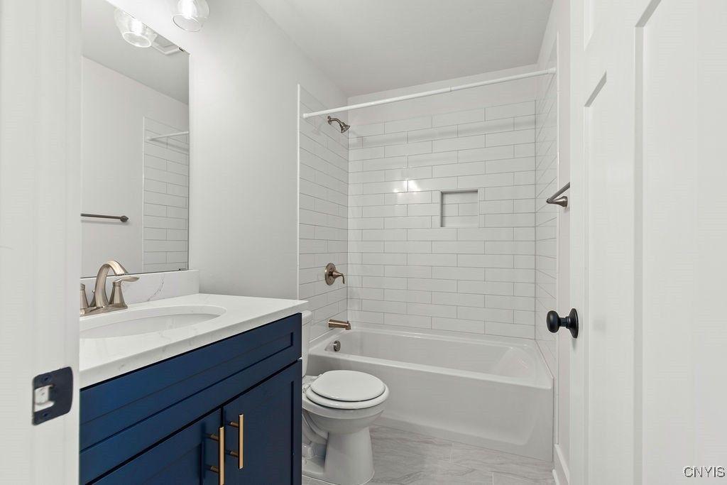 Baldwinsville, New York, 13027, United States, 3 Bedrooms Bedrooms, ,3 BathroomsBathrooms,Residential,For Sale,1796906