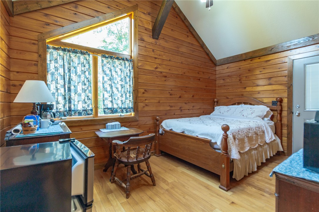 Jamestown, Pennsylvania, 16134, United States, 4 Bedrooms Bedrooms, ,3 BathroomsBathrooms,Residential,For Sale,1998073