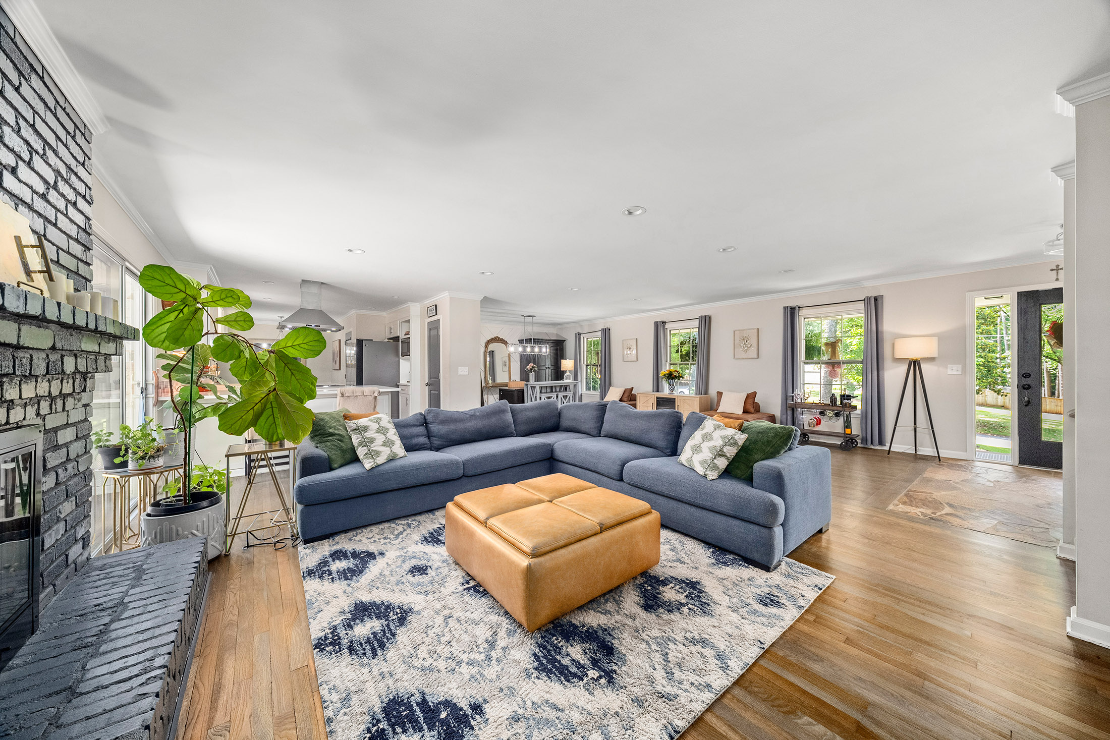  Beautifully Renovated Split-Level Ranch in Smoke Rise - 物件實景