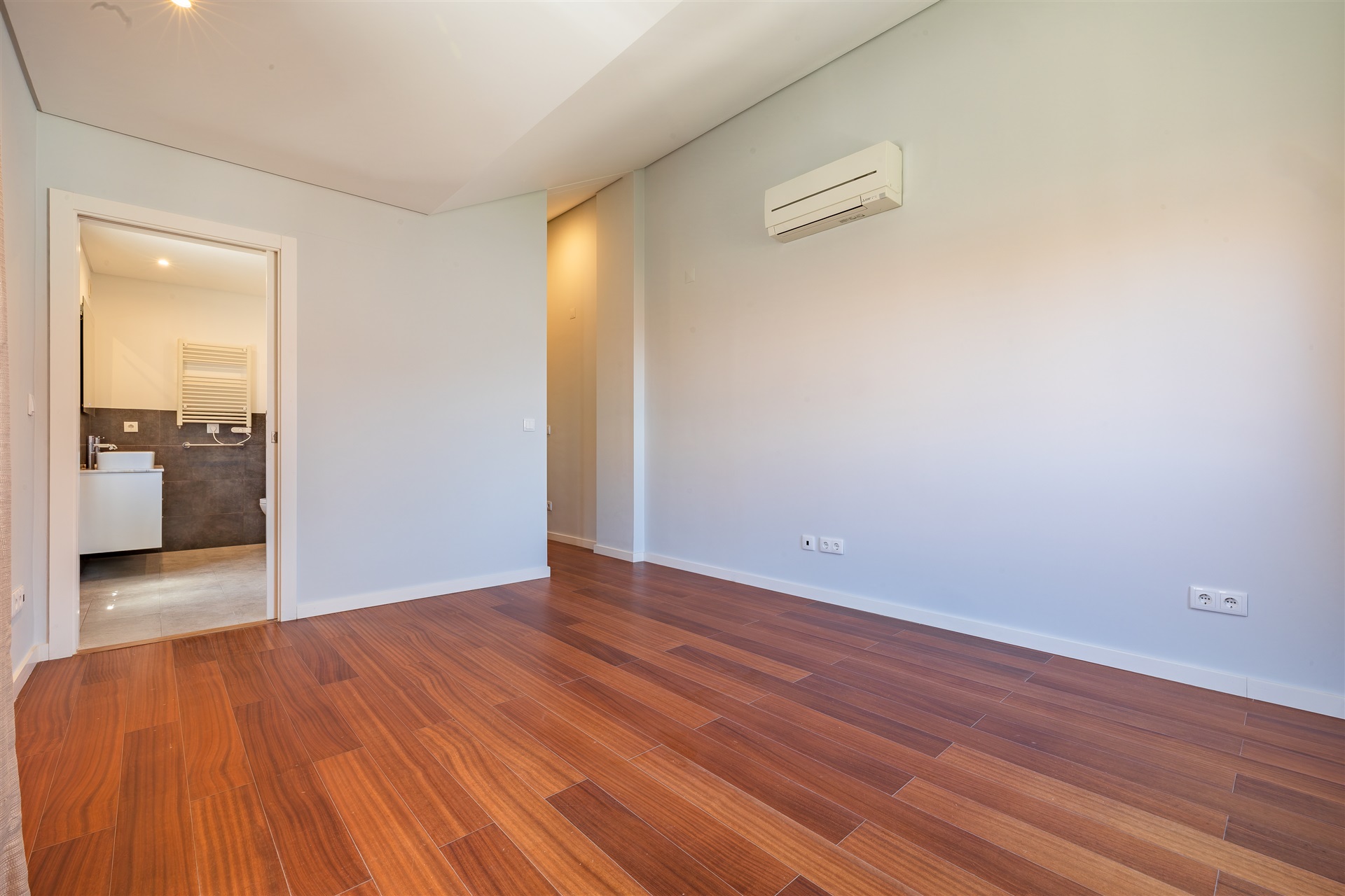  Flat, 3 bedrooms, for Sale - 物件實景