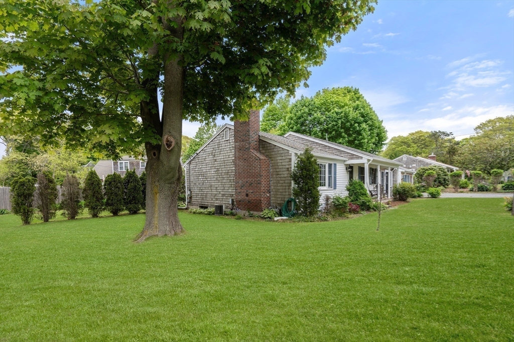 Barnstable, Massachusetts, 02601, United States, 4 Bedrooms Bedrooms, ,3 BathroomsBathrooms,Residential,For Sale,1826460