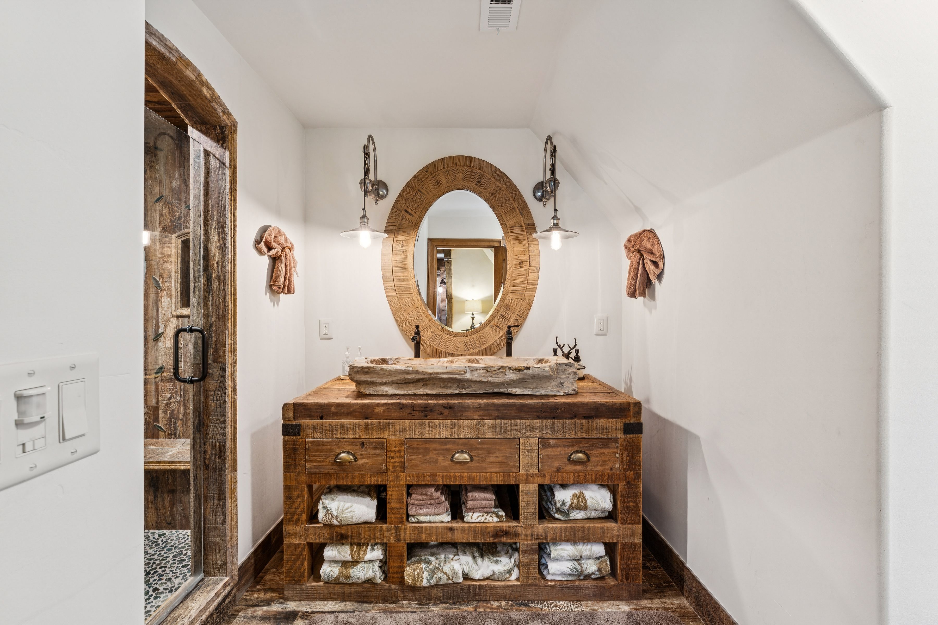  27956 High Knoll Road, Lake Arrowhead, CA 92352 - 物件實景
