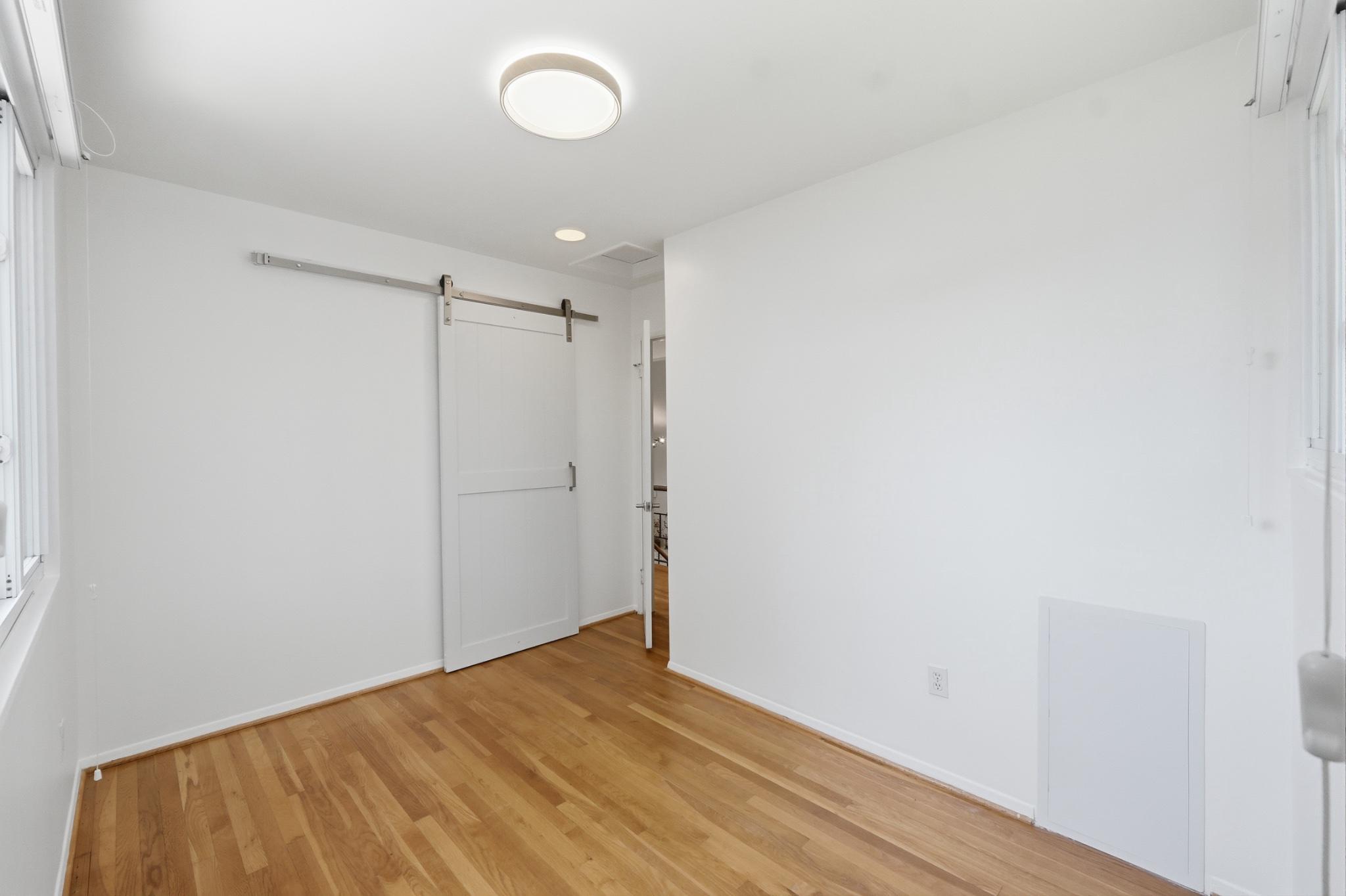  5617 Hershey Lane, Alexandria, VA, 22312 - 物件實景