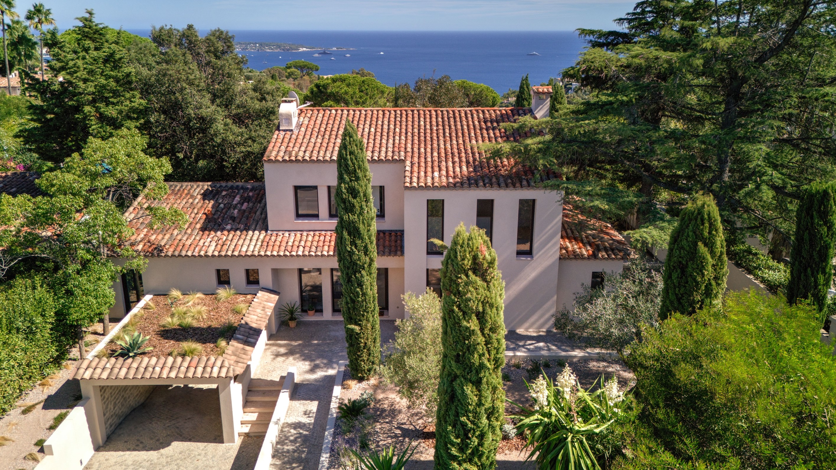  Renovated villa with sea view for sale in Super Cannes Vallauris - 物件實景