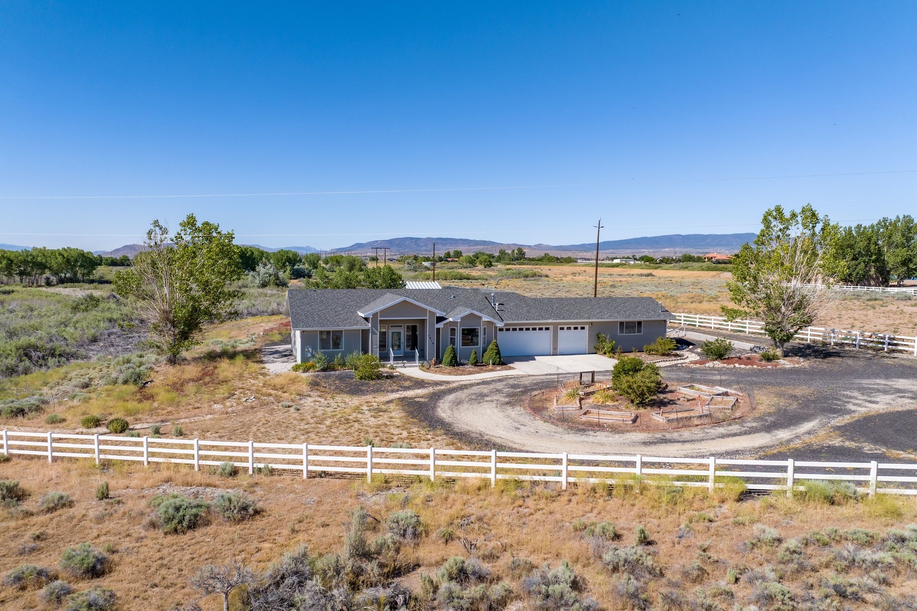  where  privacy meets convenience in gardnerville - 物件實景