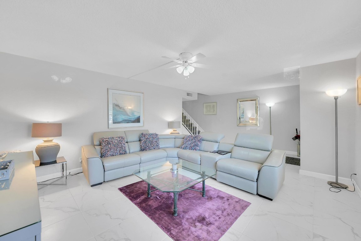 Fort Lauderdale, Florida, 33308, United States, 4 Bedrooms Bedrooms, ,3 BathroomsBathrooms,Residential,For Sale,1976571