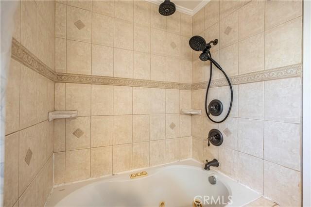 Los Angeles, California, 90016, United States, 4 Bedrooms Bedrooms, ,2 BathroomsBathrooms,Residential,For Sale,1850746