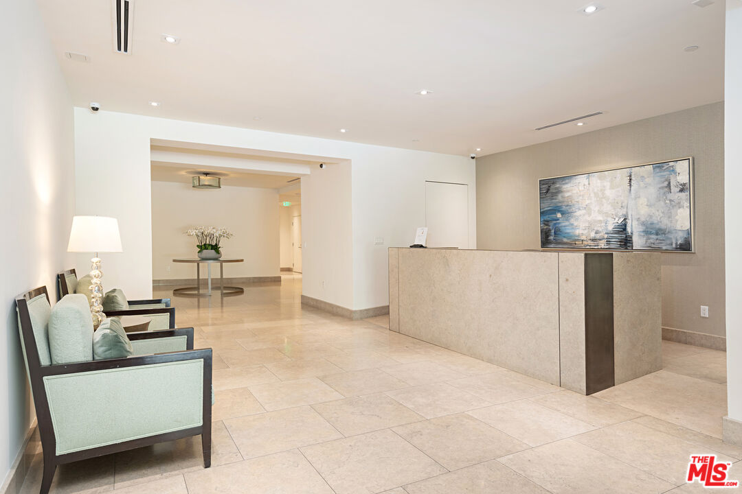 Los Angeles, California, 90024, United States, 2 Bedrooms Bedrooms, ,1 BathroomBathrooms,Residential,For Sale,1948814