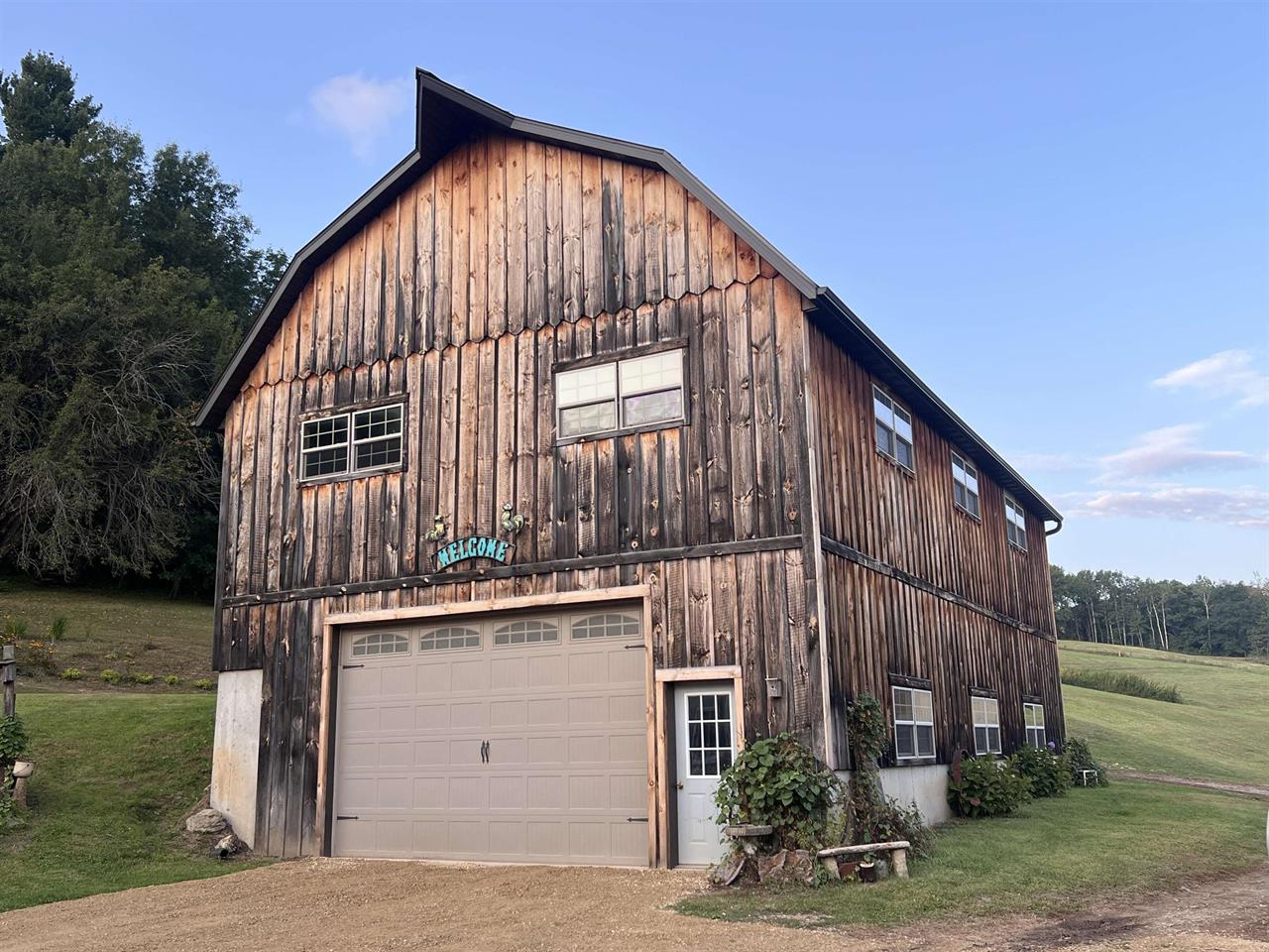 Westby, Wisconsin, 54667, United States, 3 Bedrooms Bedrooms, ,3 BathroomsBathrooms,Residential,For Sale,1977148