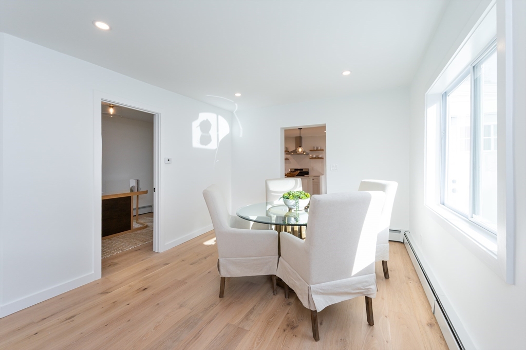 Haverhill, Massachusetts, 01830, United States, 4 Bedrooms Bedrooms, ,2 BathroomsBathrooms,Residential,For Sale,1991718