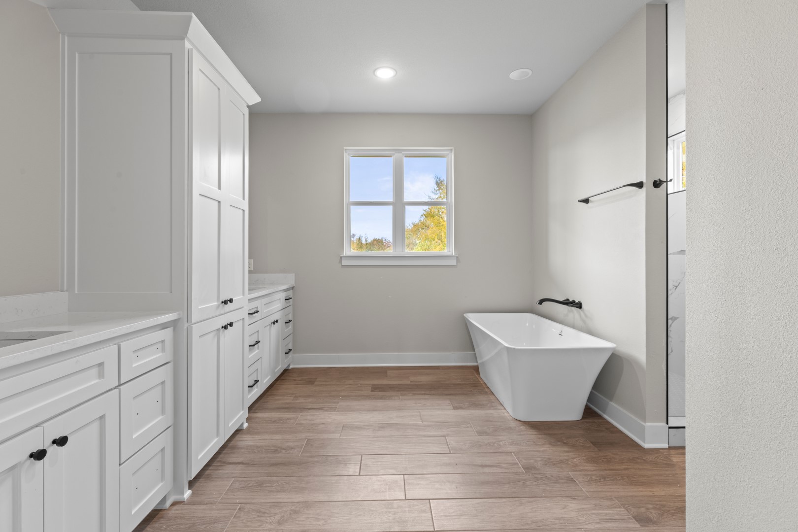 Tyler, Texas, 75704, United States, 4 Bedrooms Bedrooms, ,3 BathroomsBathrooms,Land,For Sale,1974670