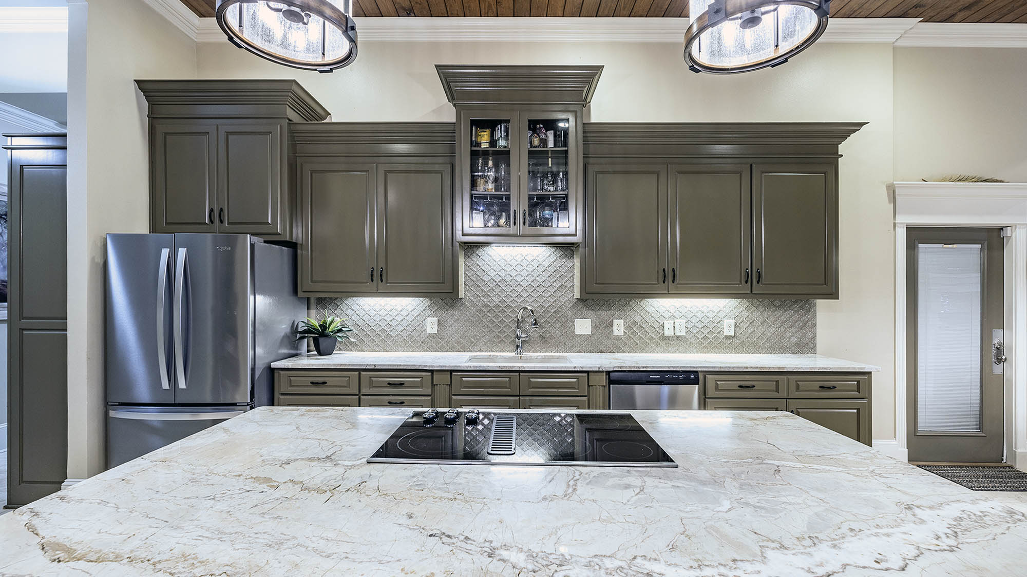 Houma, Louisiana, 70360, United States, 4 Bedrooms Bedrooms, ,5 BathroomsBathrooms,Residential,For Sale,1992086