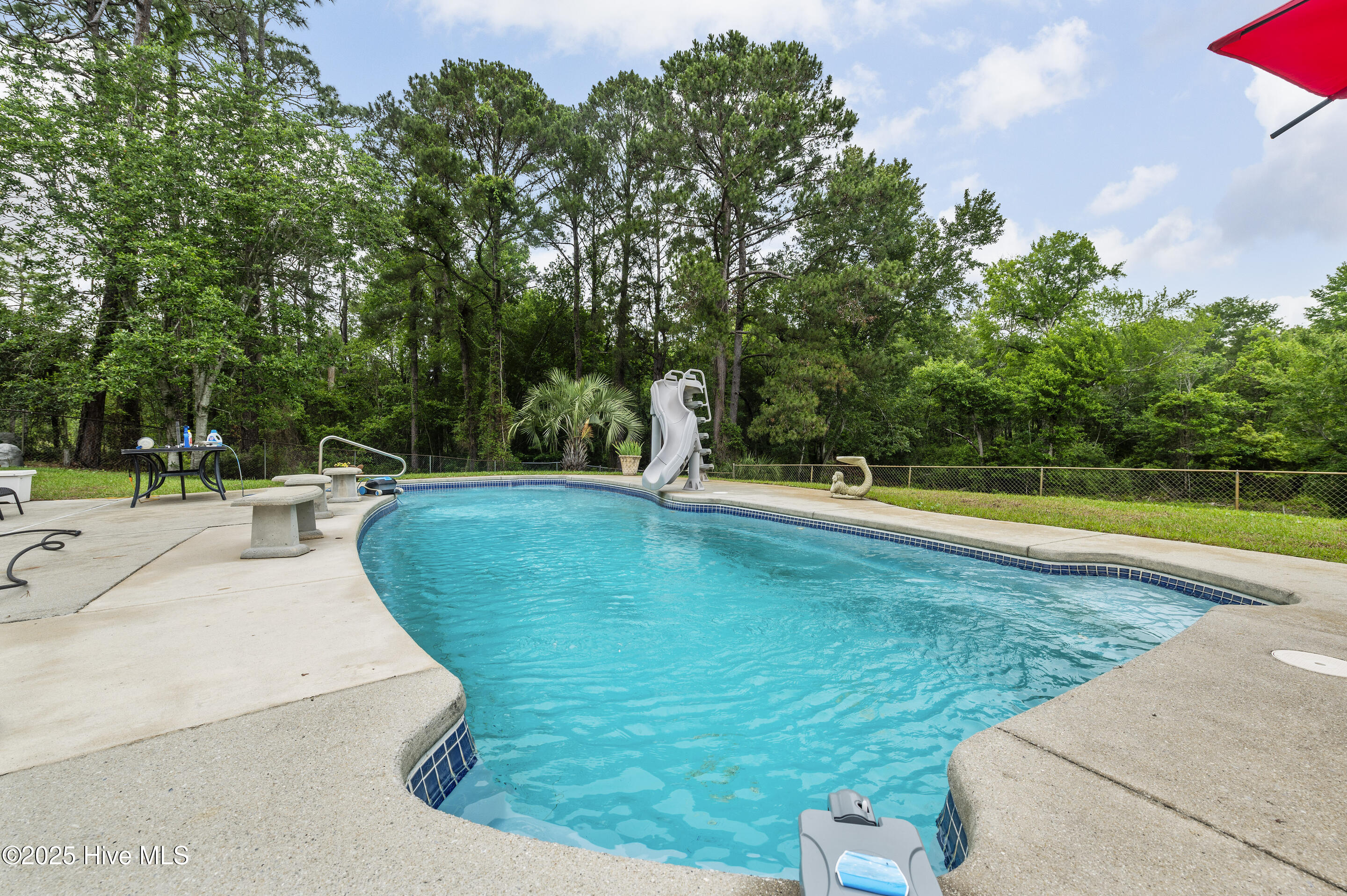 Southport, North Carolina, 28461, United States, 3 Bedrooms Bedrooms, ,4 BathroomsBathrooms,Residential,For Sale,1895633