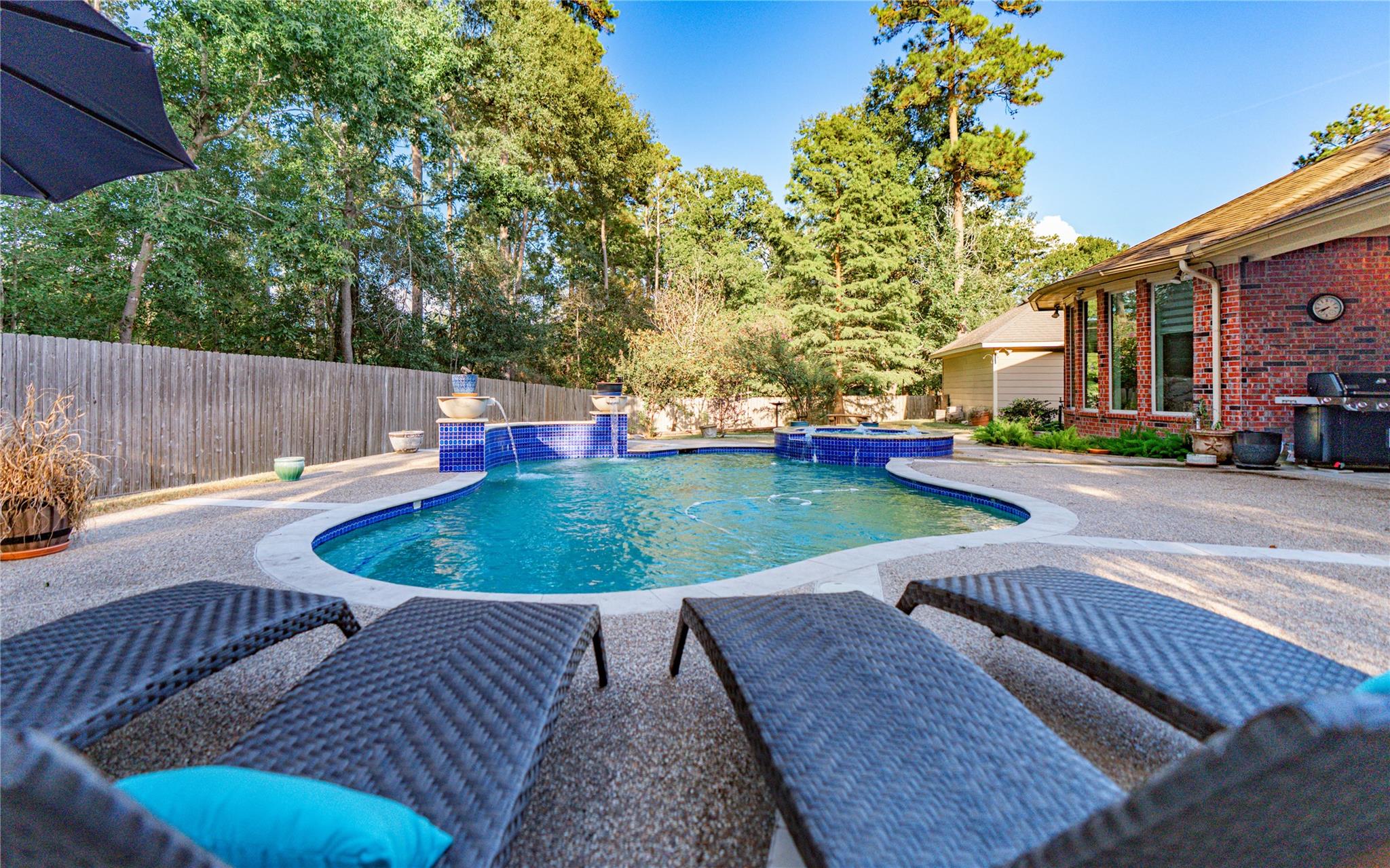 Conroe, Texas, 77302, United States, 4 Bedrooms Bedrooms, ,4 BathroomsBathrooms,Residential,For Sale,1982610