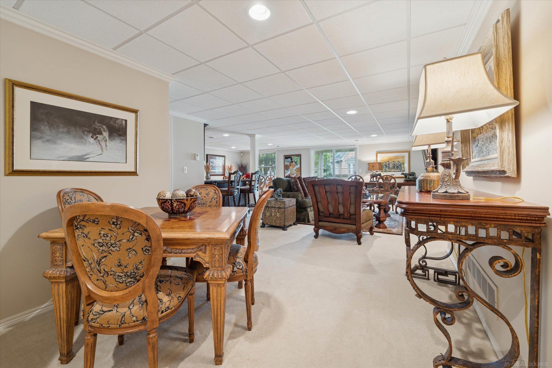 Oakland Twp, Michigan, 48306, United States, 2 Bedrooms Bedrooms, ,4 BathroomsBathrooms,Residential,For Sale,1984320