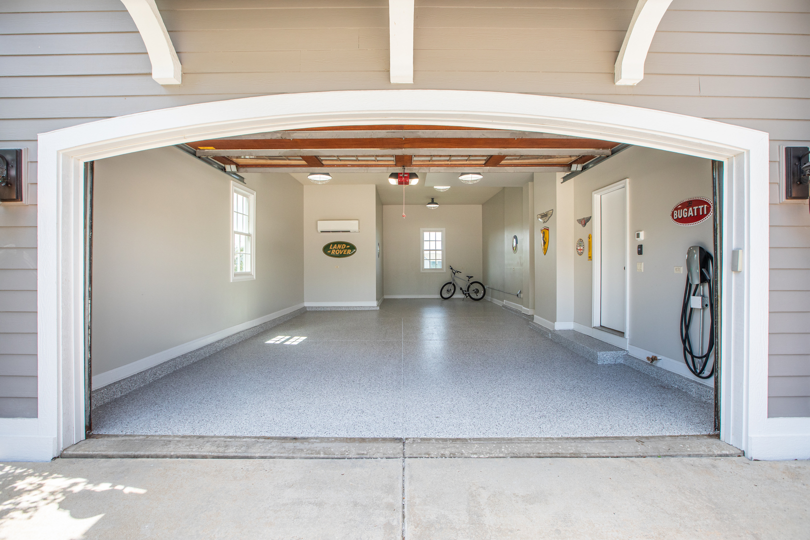 Sugar Grove, Illinois, 60554, United States, 4 Bedrooms Bedrooms, ,4 BathroomsBathrooms,Residential,For Sale,1918159
