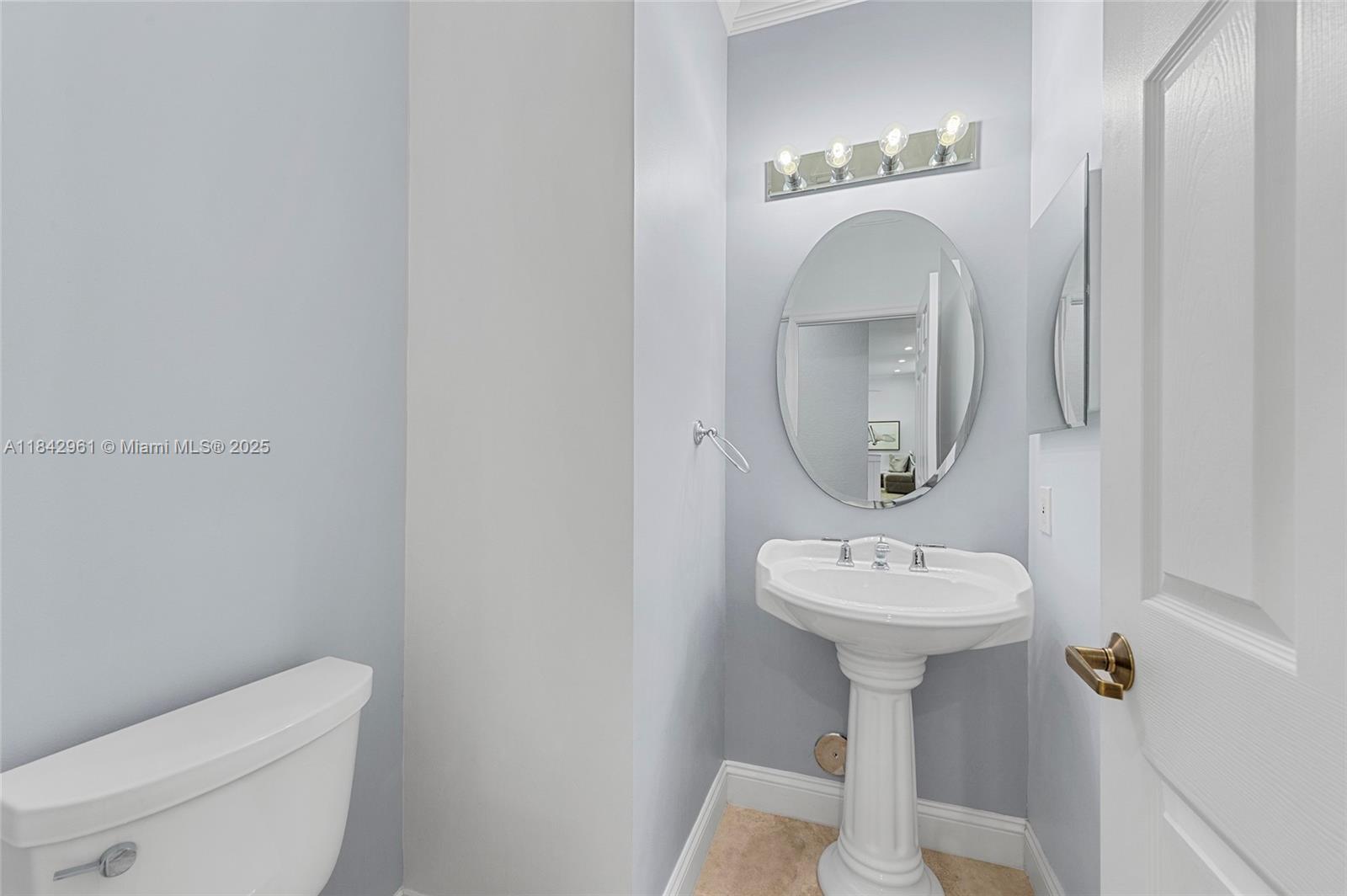 Weston, Florida, 33327, United States, 4 Bedrooms Bedrooms, ,4 BathroomsBathrooms,Residential,For Sale,1900918
