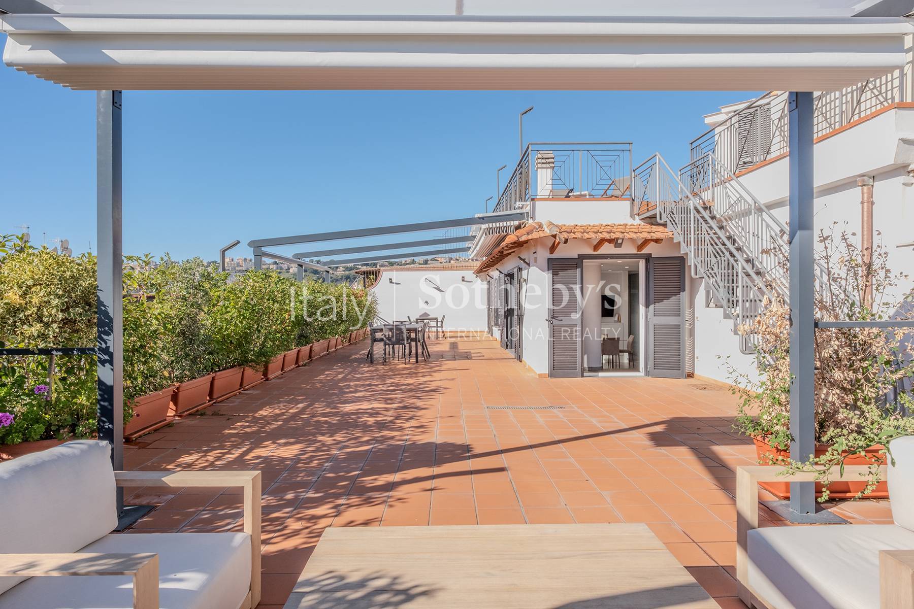  Renovated penthouse in the center of Chiaia - 物件實景