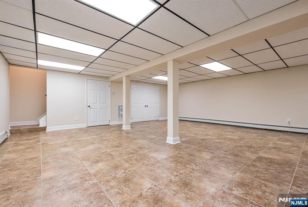 Wyckoff, New Jersey, 07481, United States, 5 Bedrooms Bedrooms, ,5 BathroomsBathrooms,Residential,For Sale,1951013