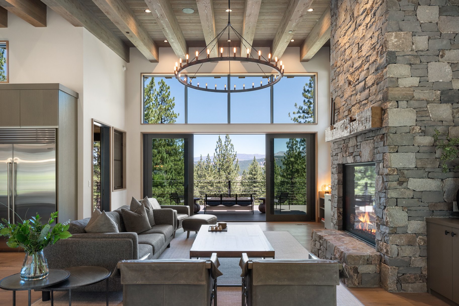  Turnkey Mountain Luxury with Designer Upgrades & Mountain Views - 物件實景