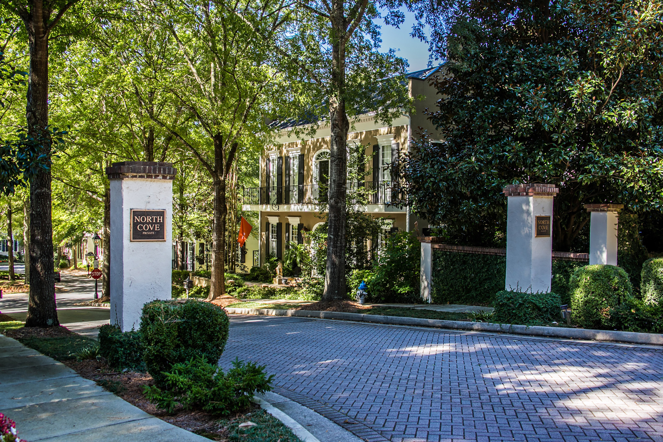  Exceptional Southern Elegance in Peachtree City