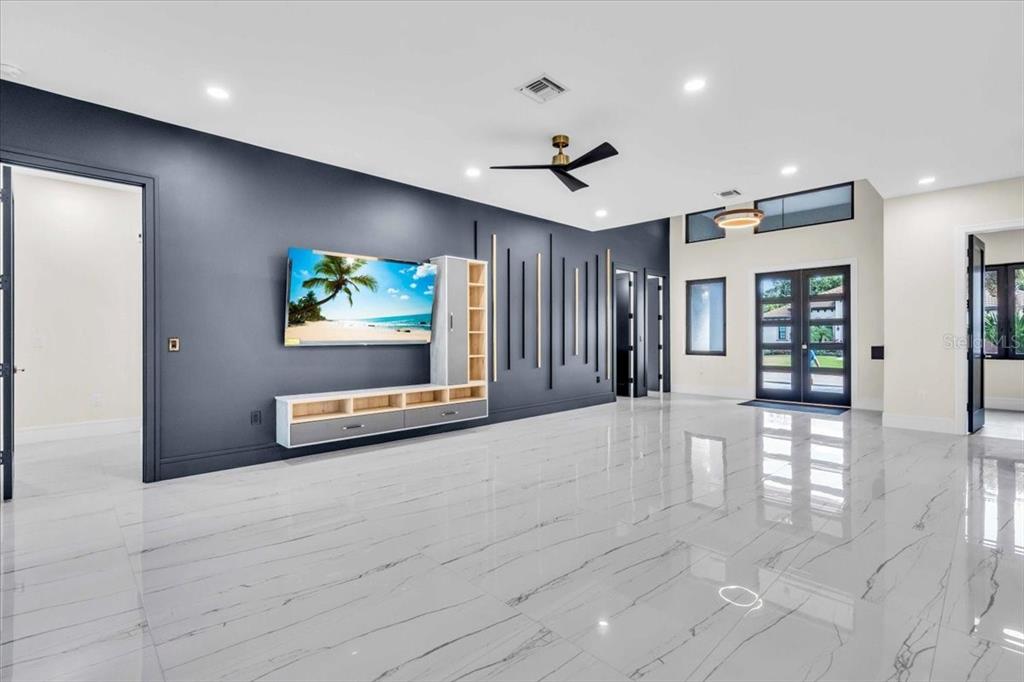 Nokomis, Florida, 34275, United States, 4 Bedrooms Bedrooms, ,5 BathroomsBathrooms,Residential,For Sale,1989128