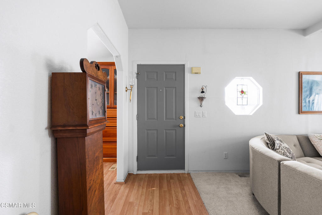Ventura, California, 93001, United States, 3 Bedrooms Bedrooms, ,2 BathroomsBathrooms,Residential,For Sale,1921287