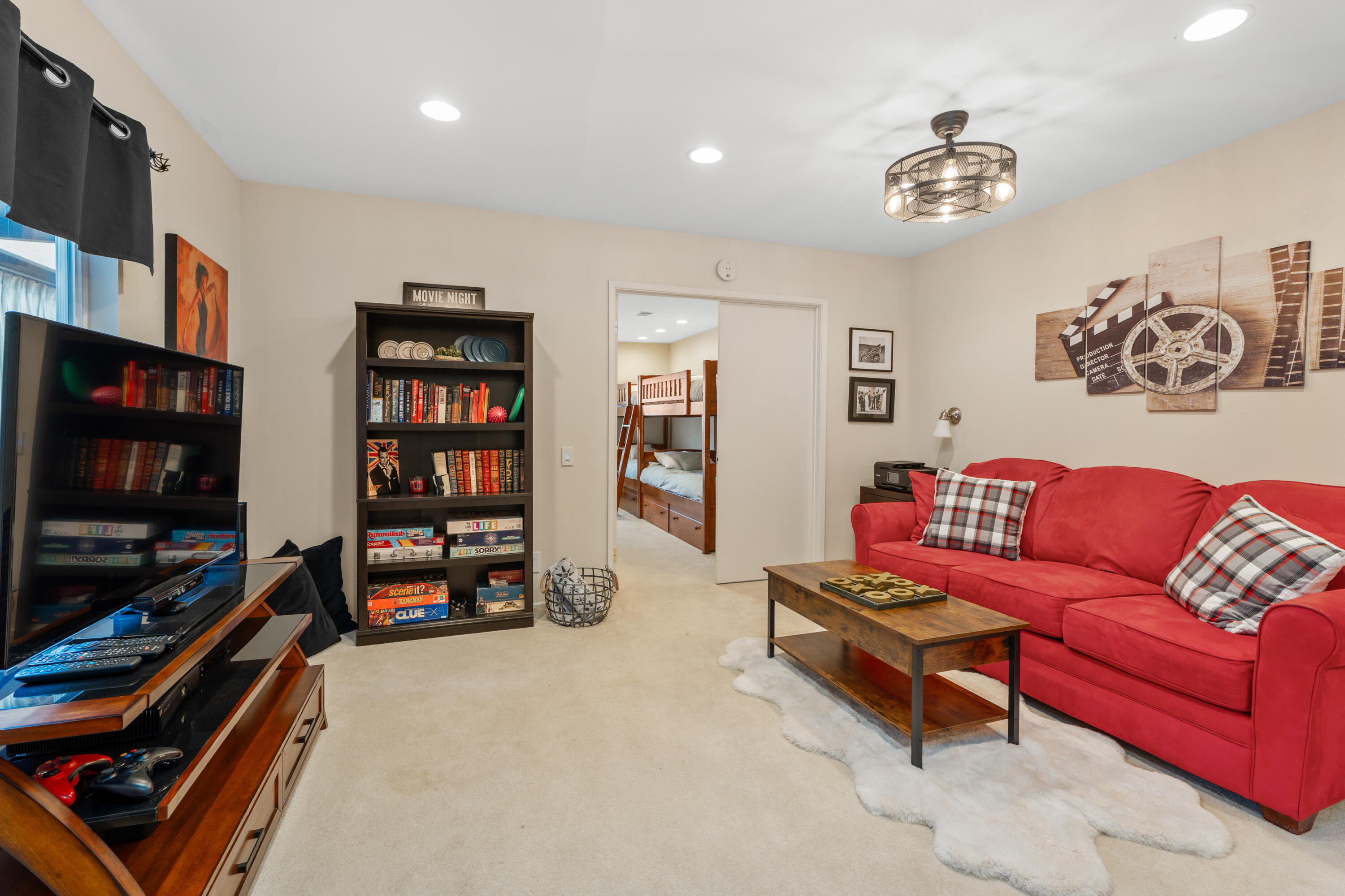 Palm Desert, California, 92260, United States, 4 Bedrooms Bedrooms, ,2 BathroomsBathrooms,Residential,For Sale,1942211