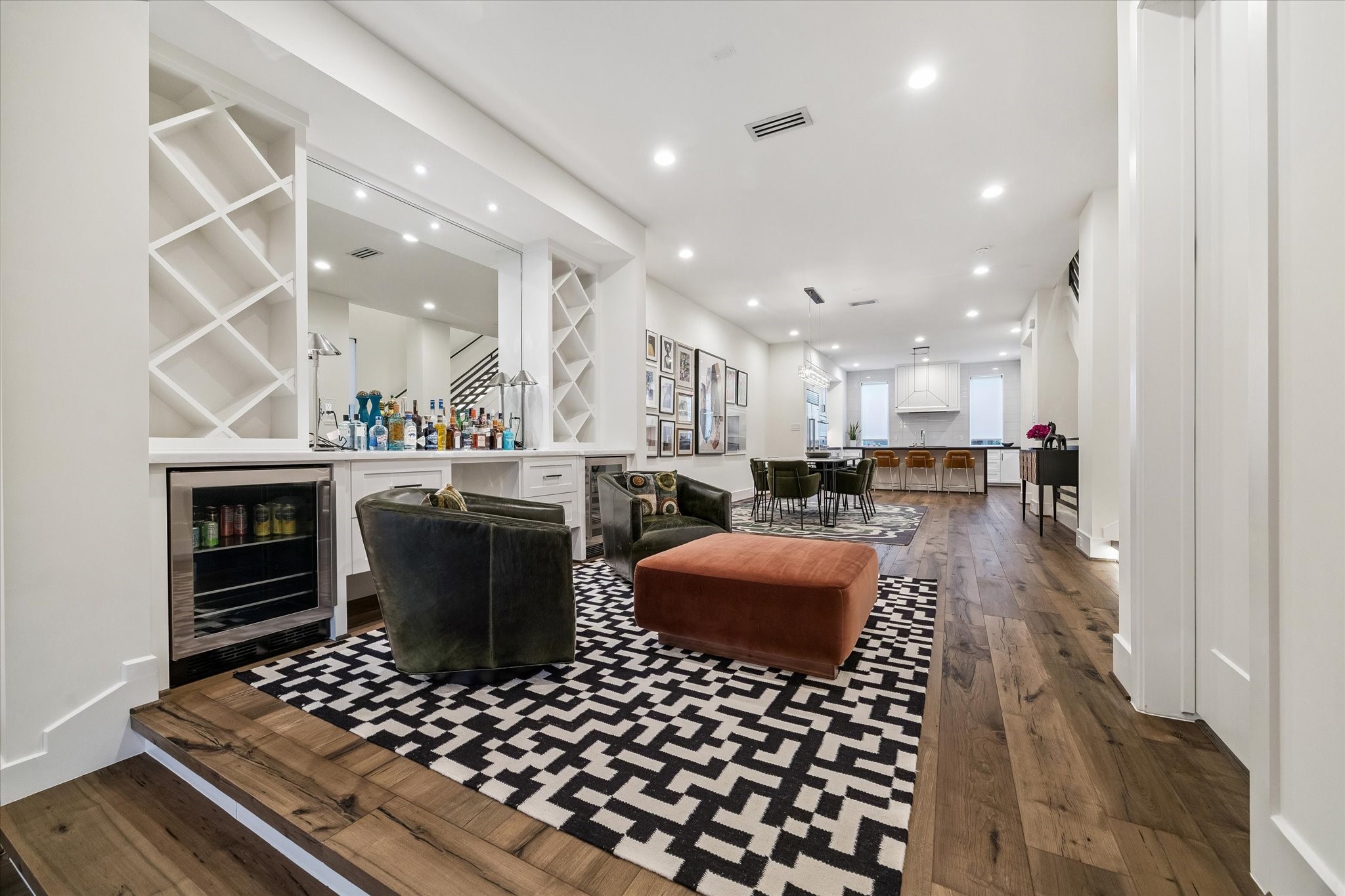  207 Birdsall Street - 物件實景