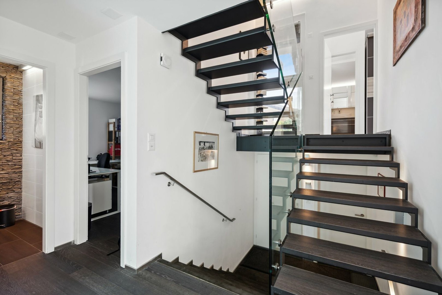  Beautiful detached villa on a plot of over 2,000 m² - 物件實景