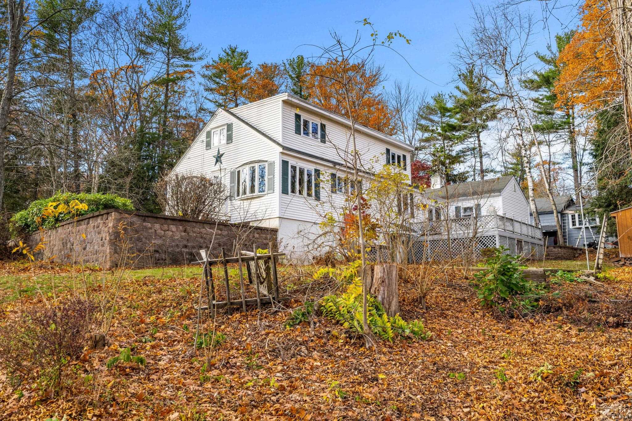 Pelham, New Hampshire, 03076, United States, 3 Bedrooms Bedrooms, ,1 BathroomBathrooms,Residential,For Sale,1991276